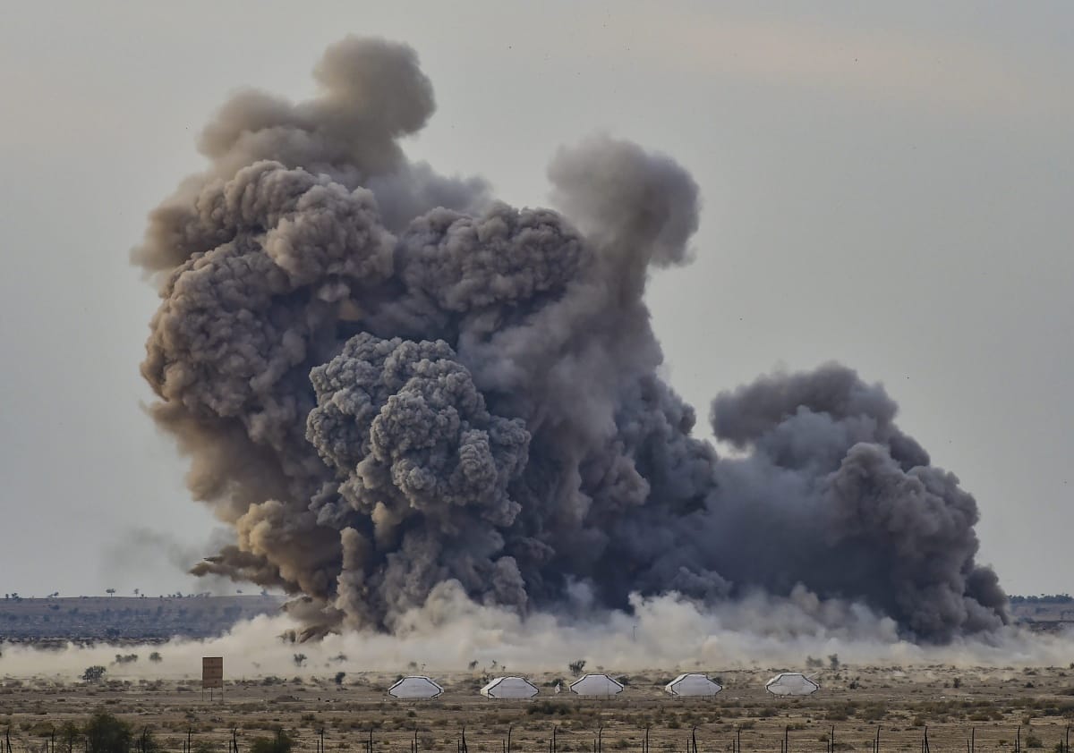 IAF carries out mega exercise at pokhran after pulwama terrorist attack, pictures