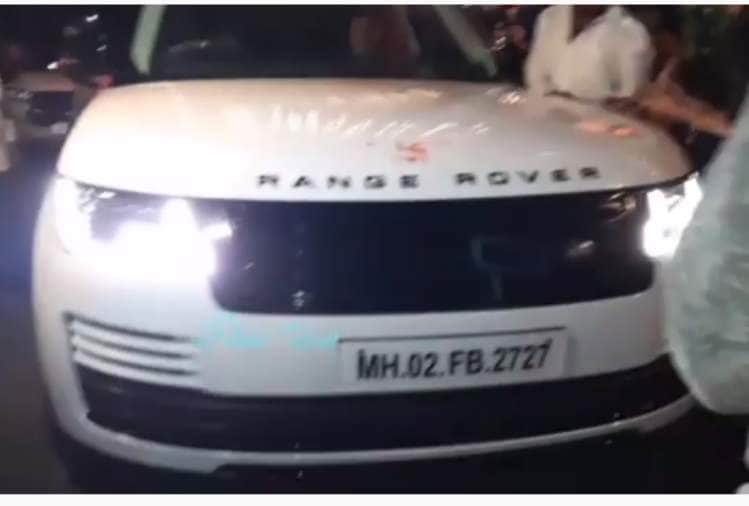 salman khan gift a luxury car to his mother salma khan