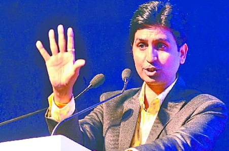 ‘है नमन उनको...जो शौर्य की जीवित कहानी हो गए’