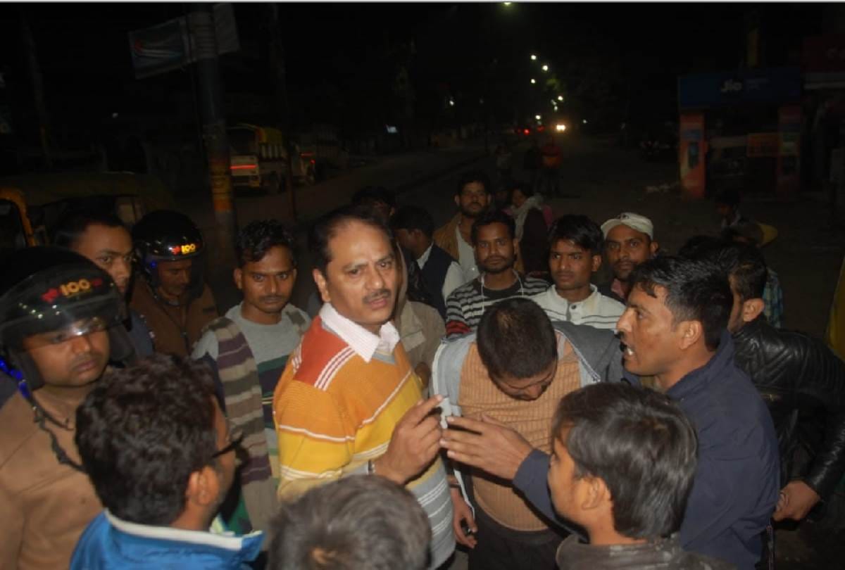 four injured in an accident in lucknow