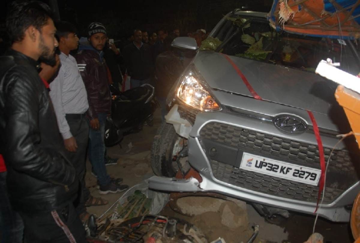four injured in an accident in lucknow