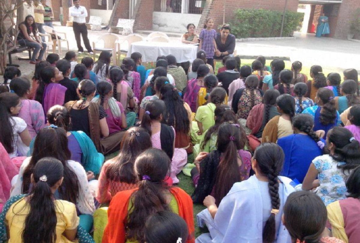 Unique School Andh Kanya Prakash Gruh who makes Girls Marriage as well as Studying
