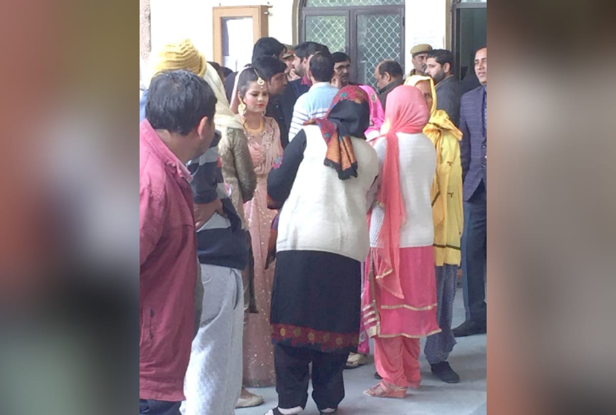gangster anil dujana engagement in court in greater noida read full interesting story
