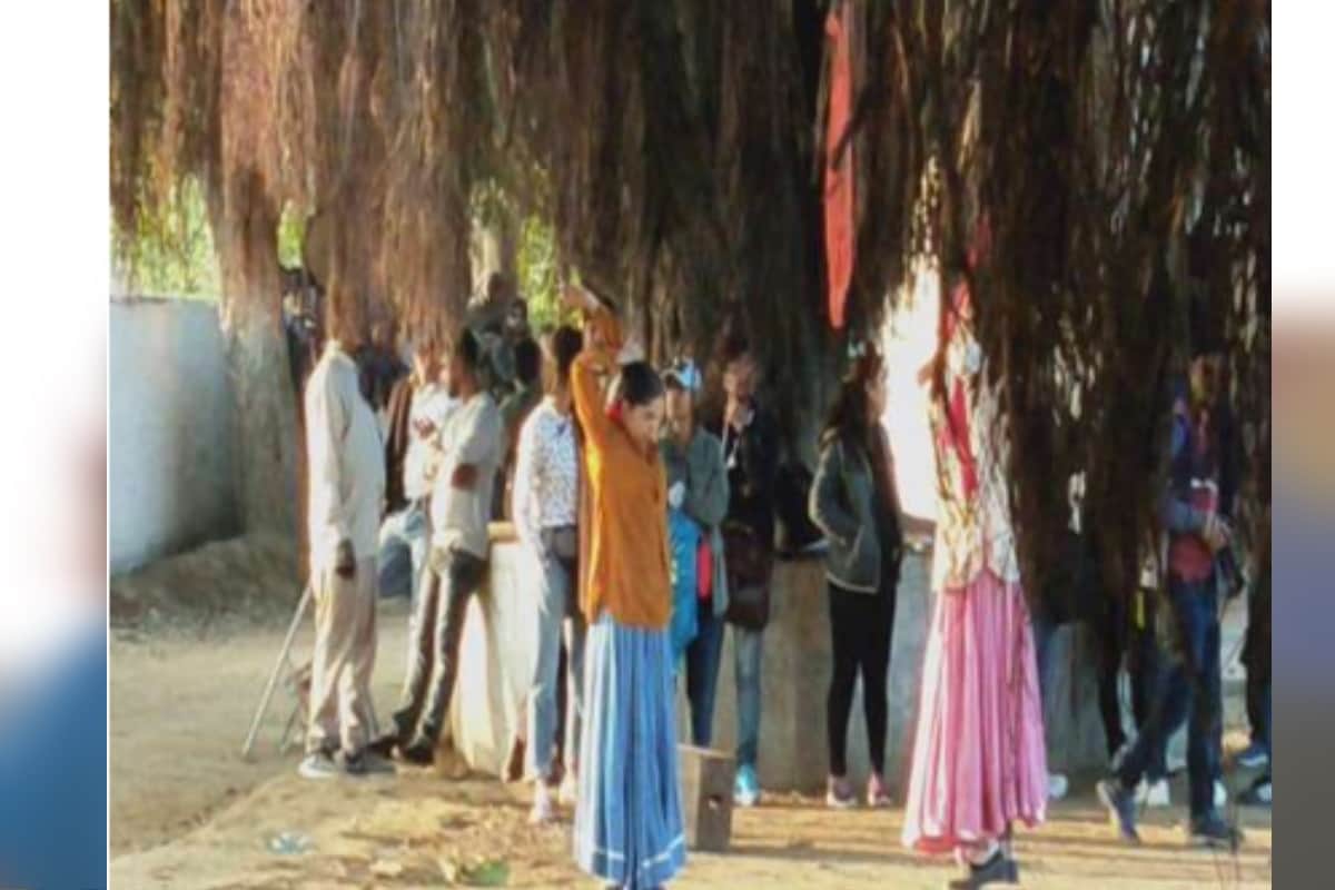 Meerut, Taapsee Pannu fired a pistol in the shooting of the film Saand Ki Aankh