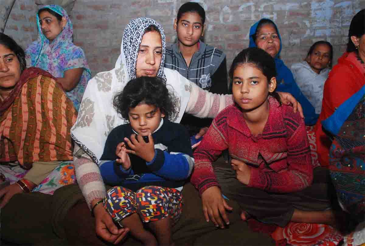 martyr's wife talk about pulwama attack