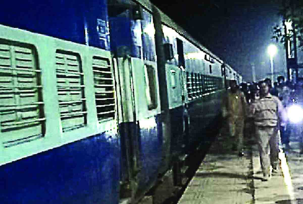 rumour of bomb in gwalior barauni express