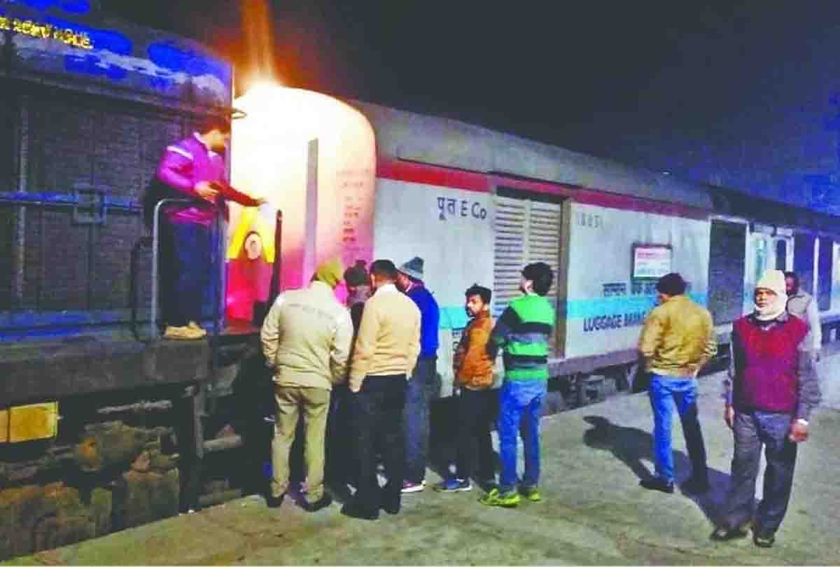 rumour of bomb in gwalior barauni express