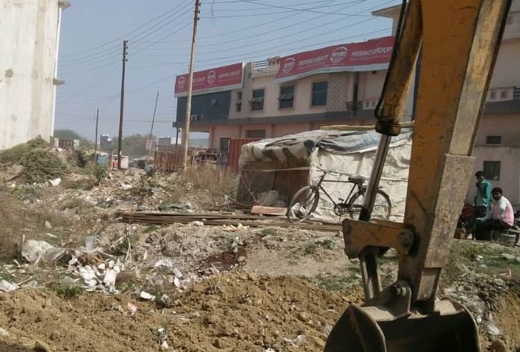 nagar nigam cleanliness campaign in lucknow