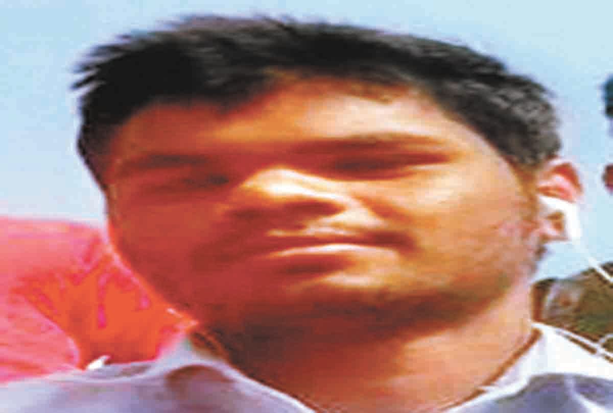 Death of Private Lineman from Current, Commotion