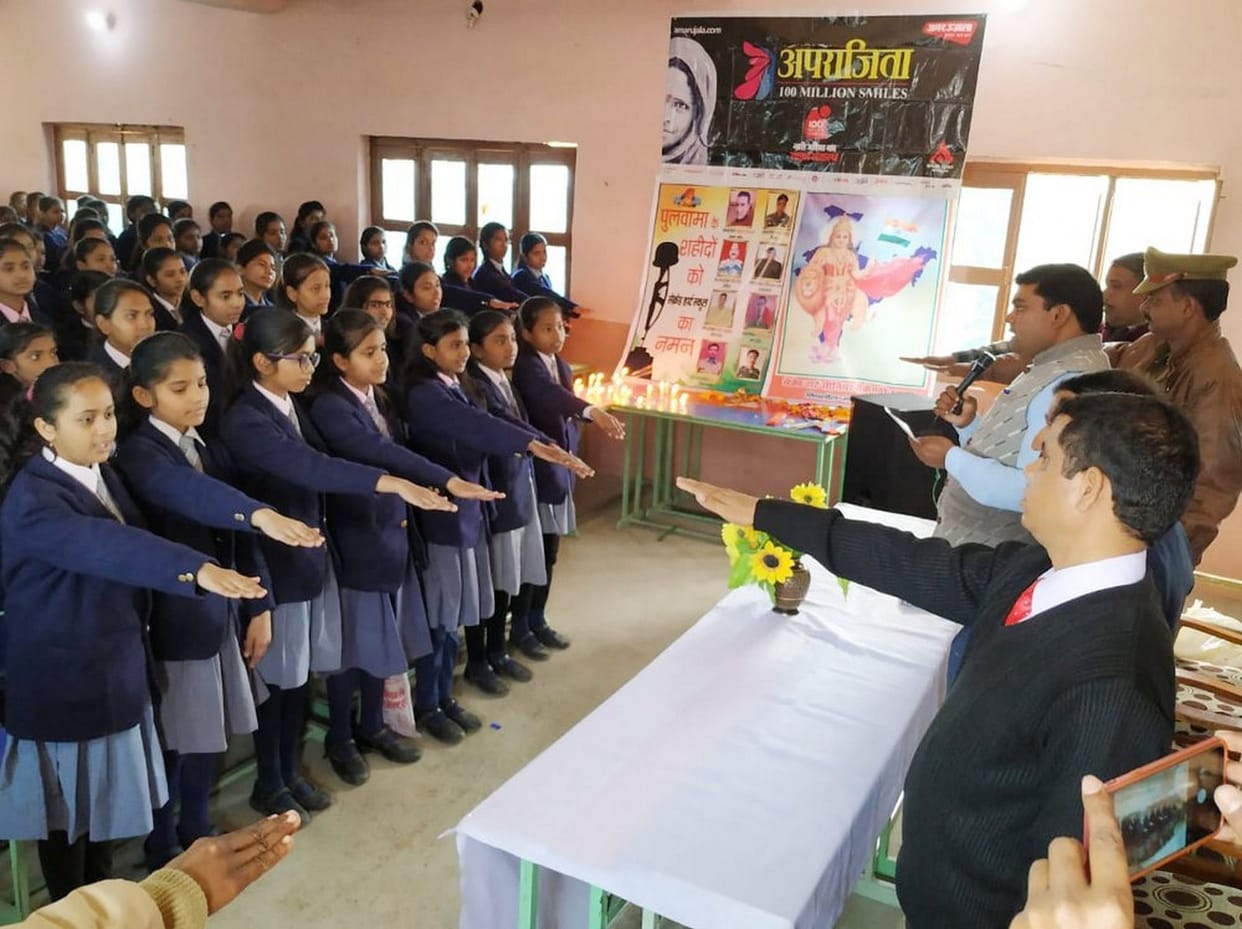 मुसीबत में बेझिझक लें पुलिस की मदद