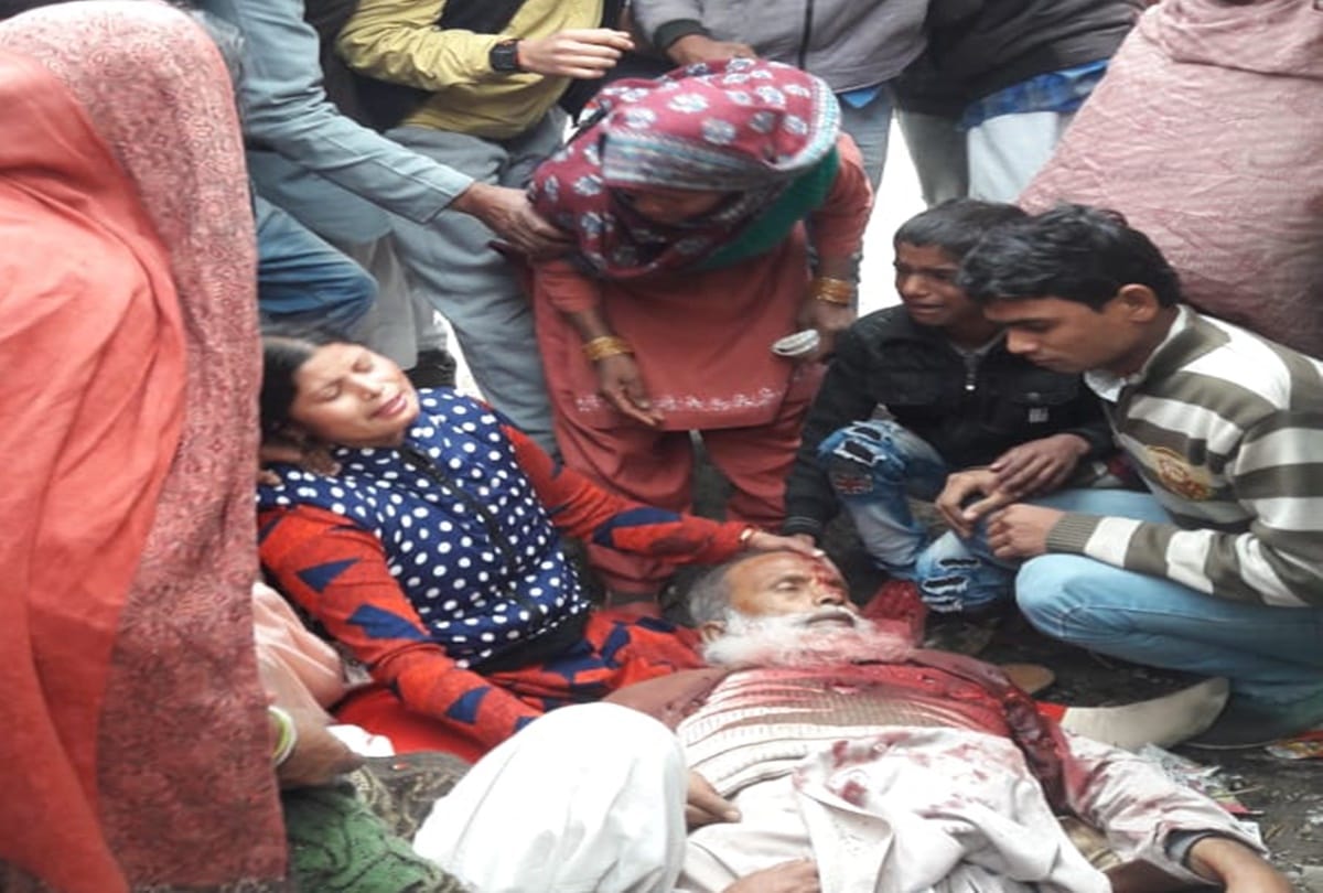 Marriage Hall operator Mudered infront of his son in kashipur at Uttrakhand