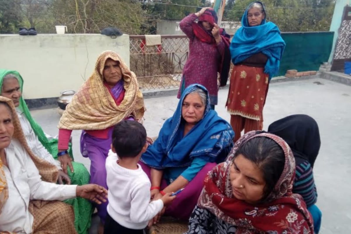 Meerut's Ajay Jawan martyr in Pulwama encounter and Wife talked on phone