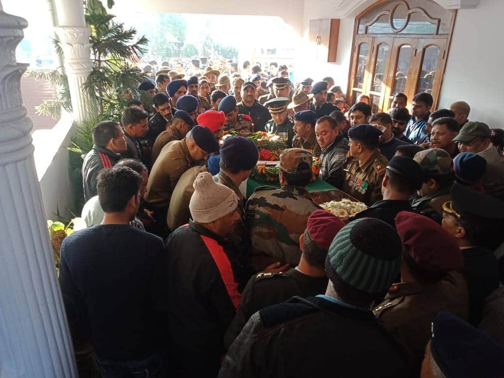 dehradun martyr major chitresh get sena medal