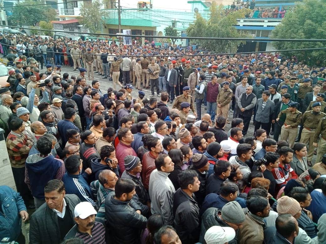 Encounter underway in pinglina pulwama jammu kashmir dehradun major martyr