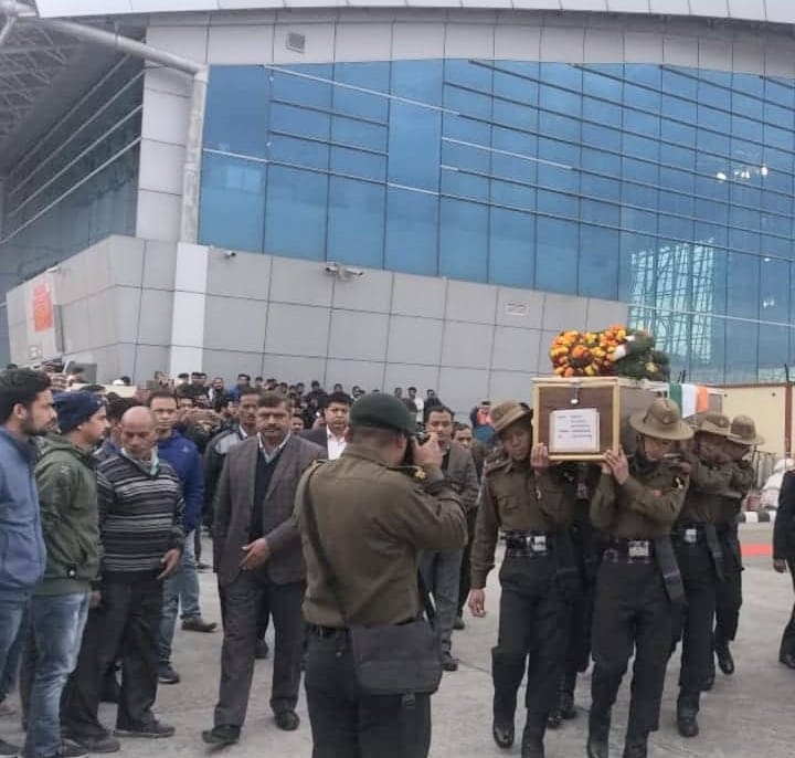 Encounter in pinglina pulwama jammu kashmir dehradun major vibhuti martyr