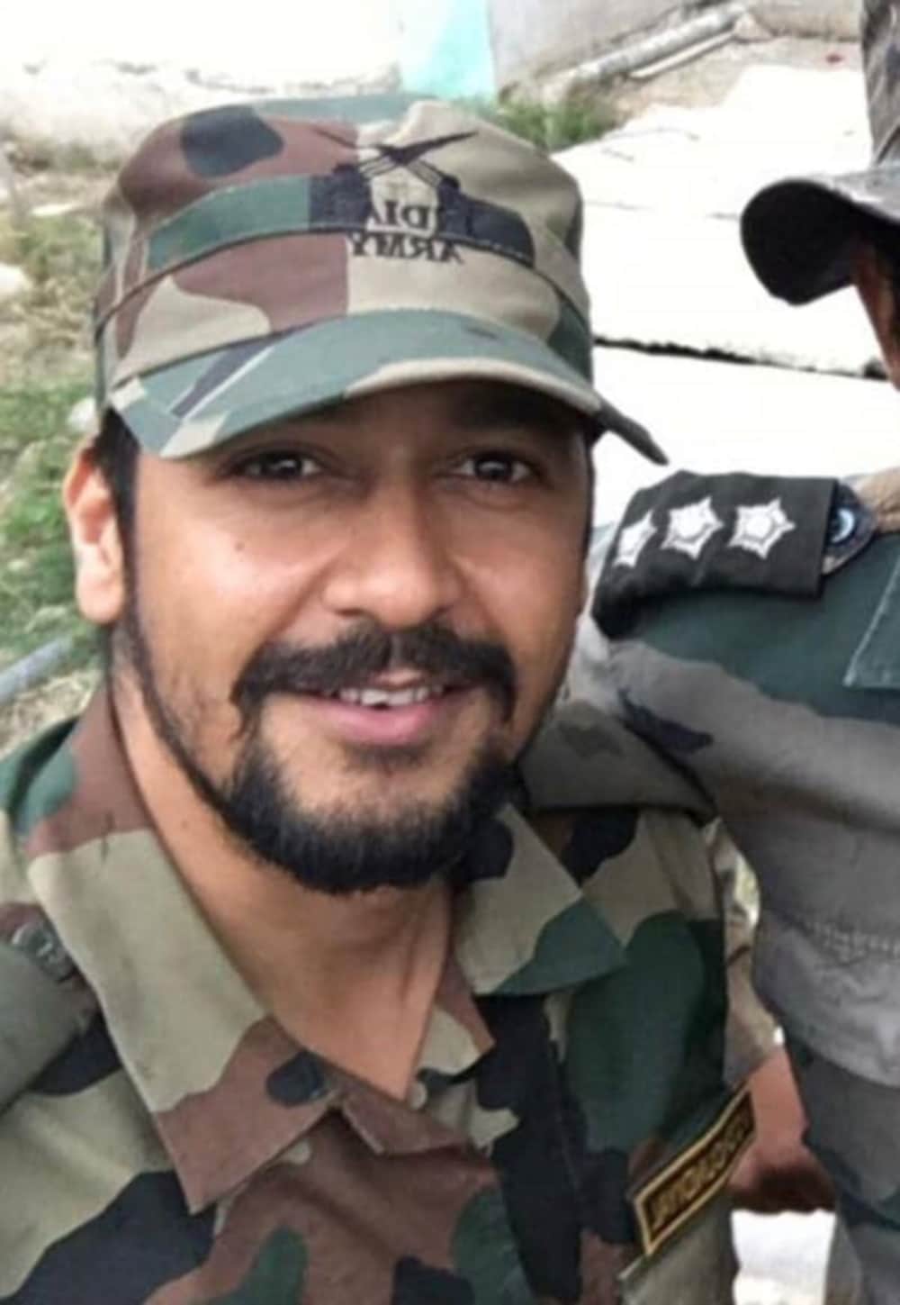 list, details and photo of martyred indian army jawan in encounter of pulwama jammu kashmir