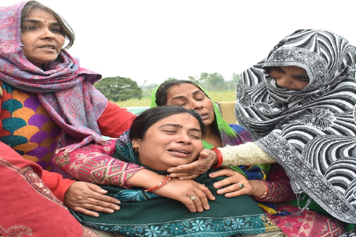 Pulwama encounter: martyr Ajay wife of big statement that says How long will soldiers be martyred