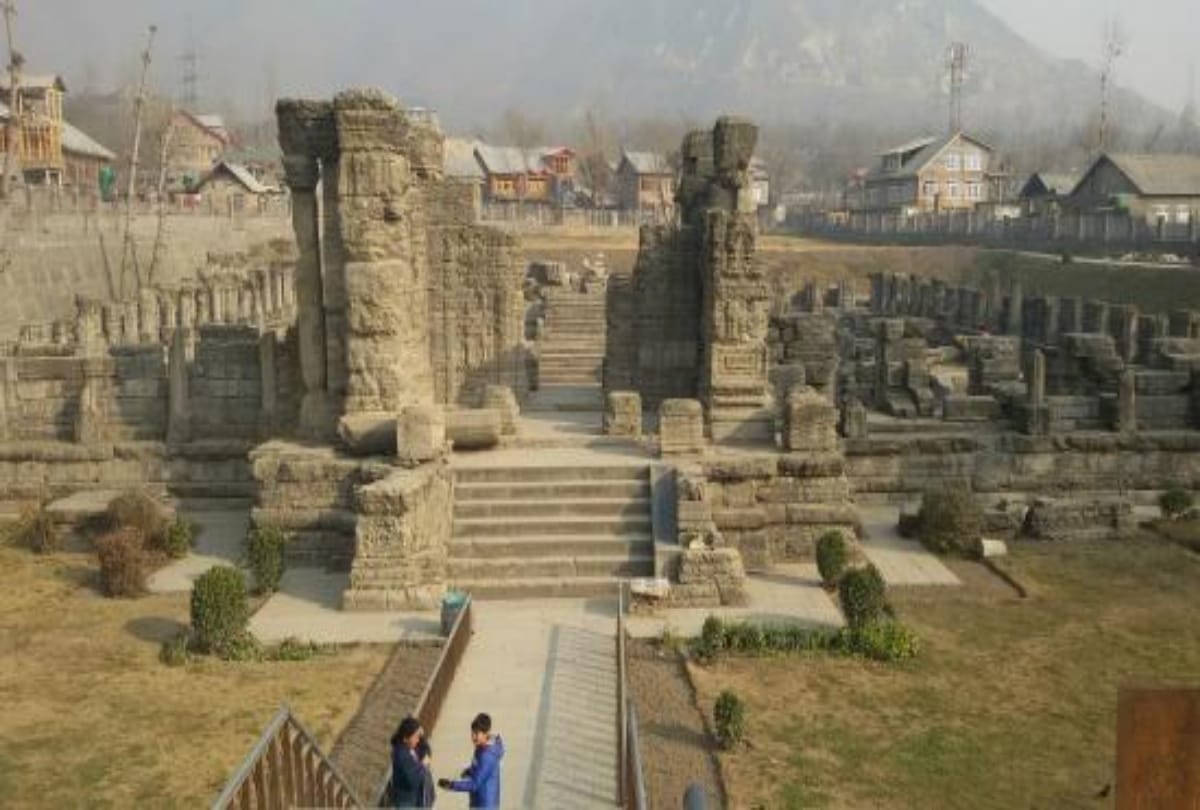 pulwama history and best places to visit in pulwama