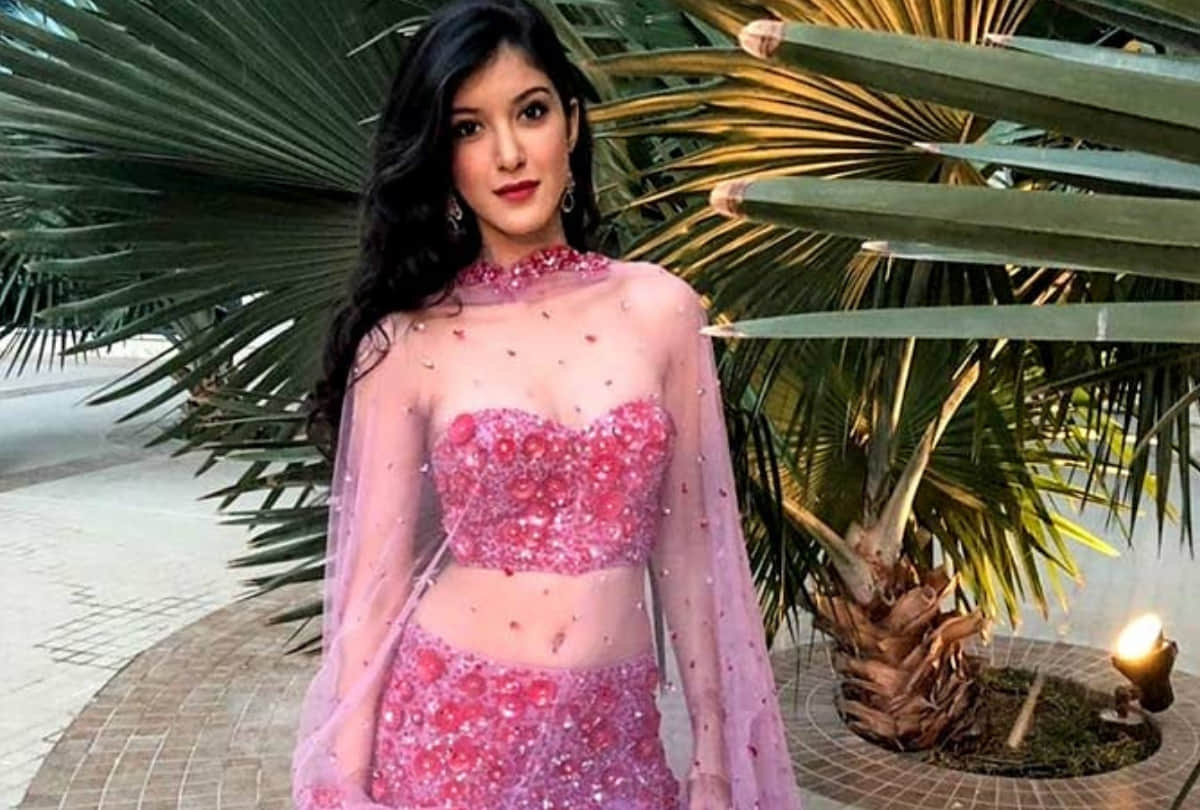 Shanaya Kapoor is ready to make Bollywood debut