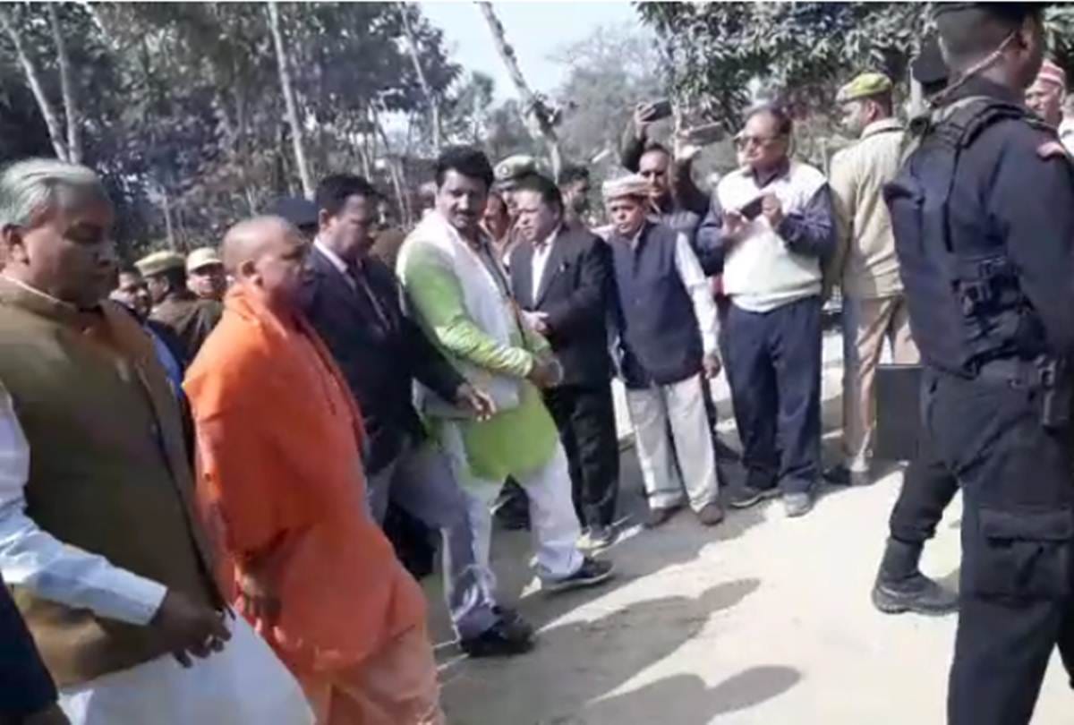 When chief minister yogi adityanath survived narrowly in the deadly attack