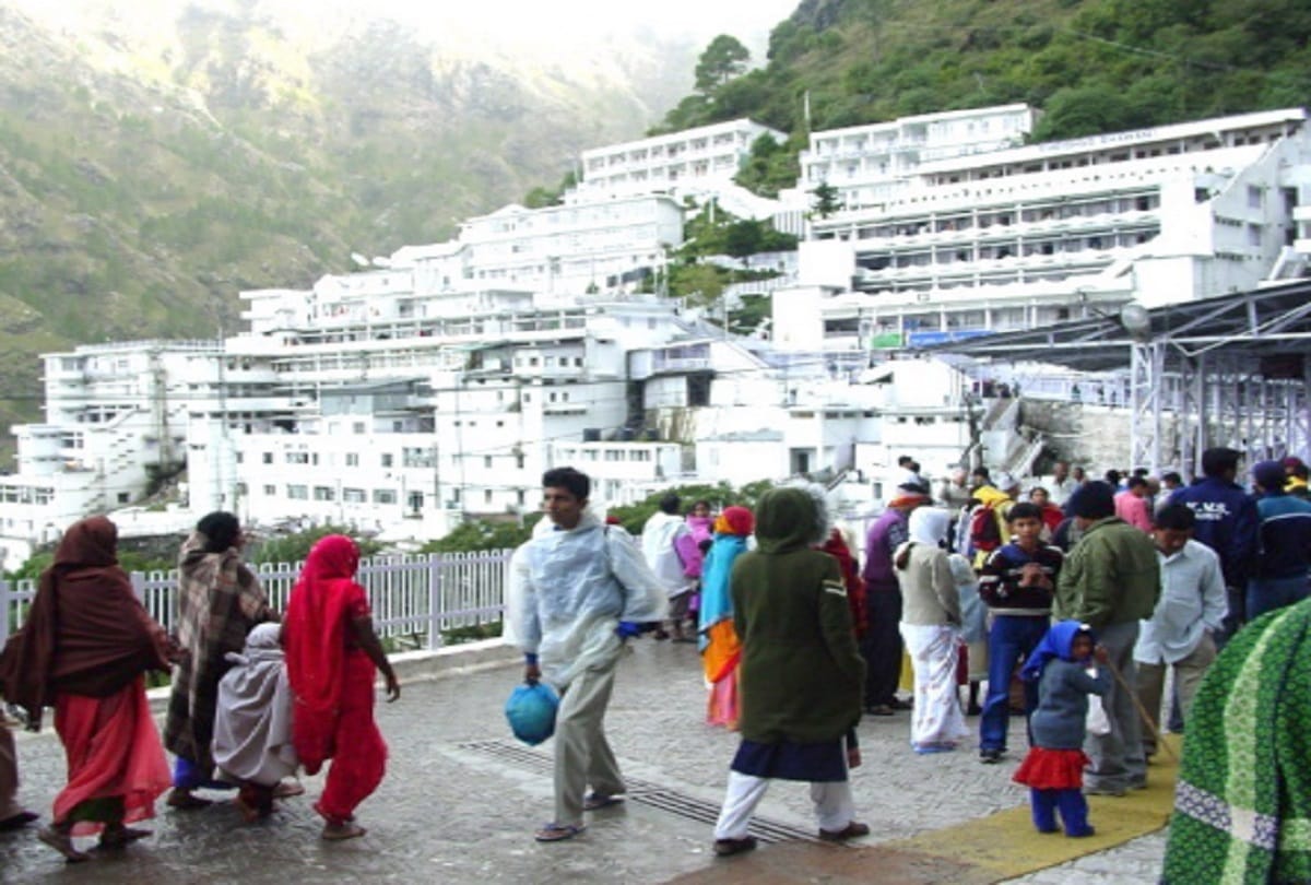 If lockdown is open then six thousand devotees will daily worship at mata Vaishno devi temple