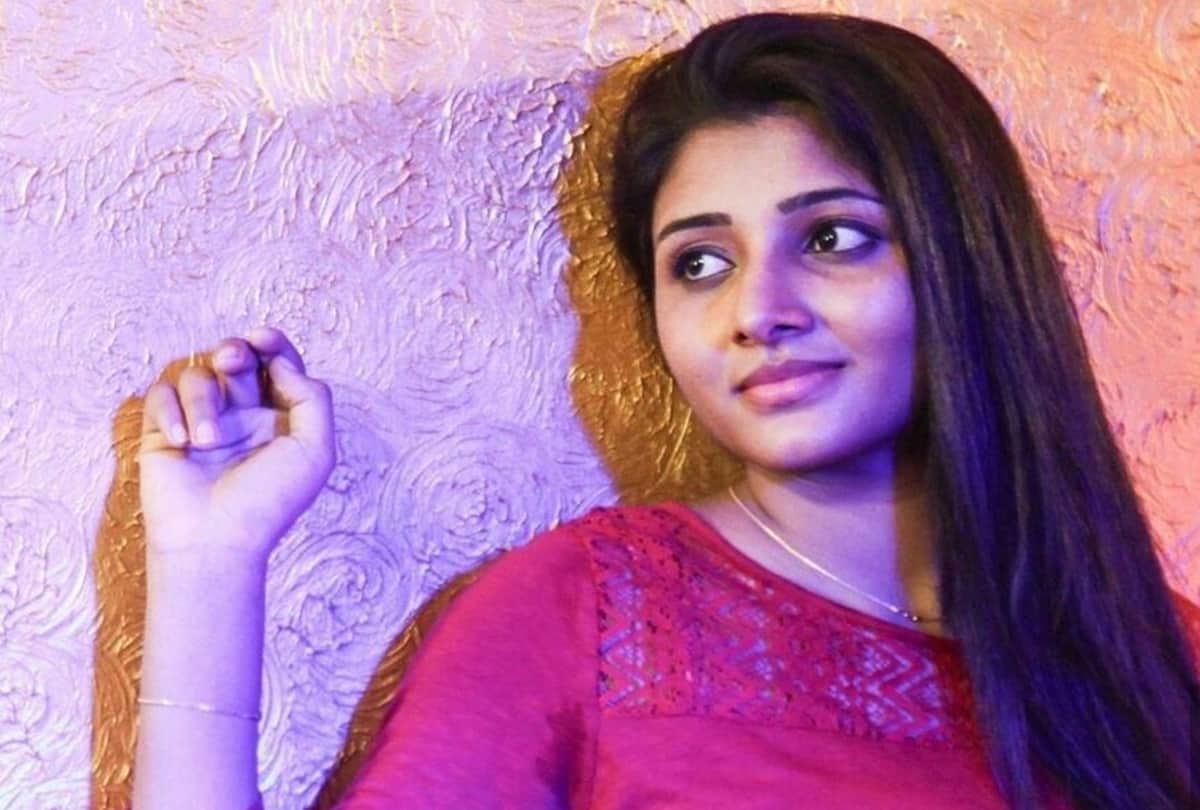 Actress Adhiti files complaint against Tamil actor Abi Saravanan