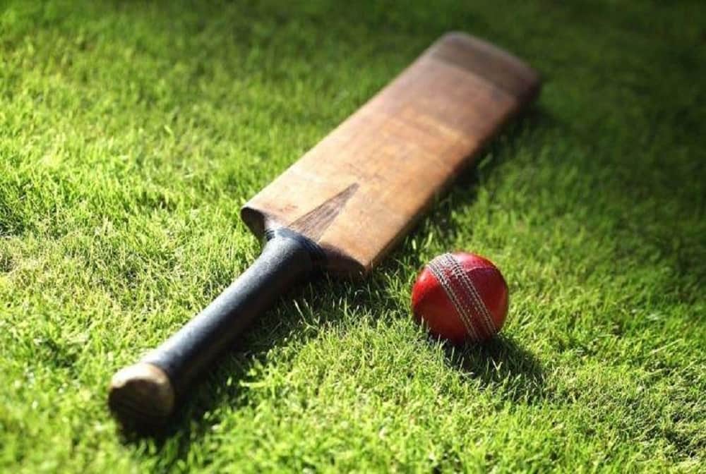 makarand patil hits consecutive 7 sixes in 7 balls