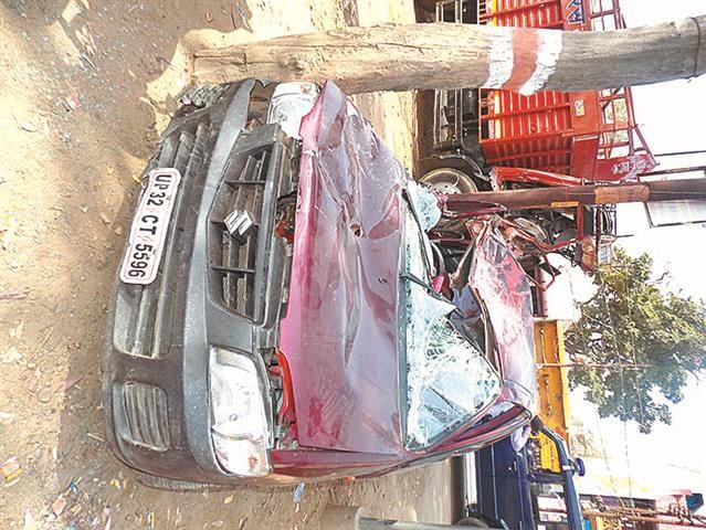 Car, driver dies from behind in the truck