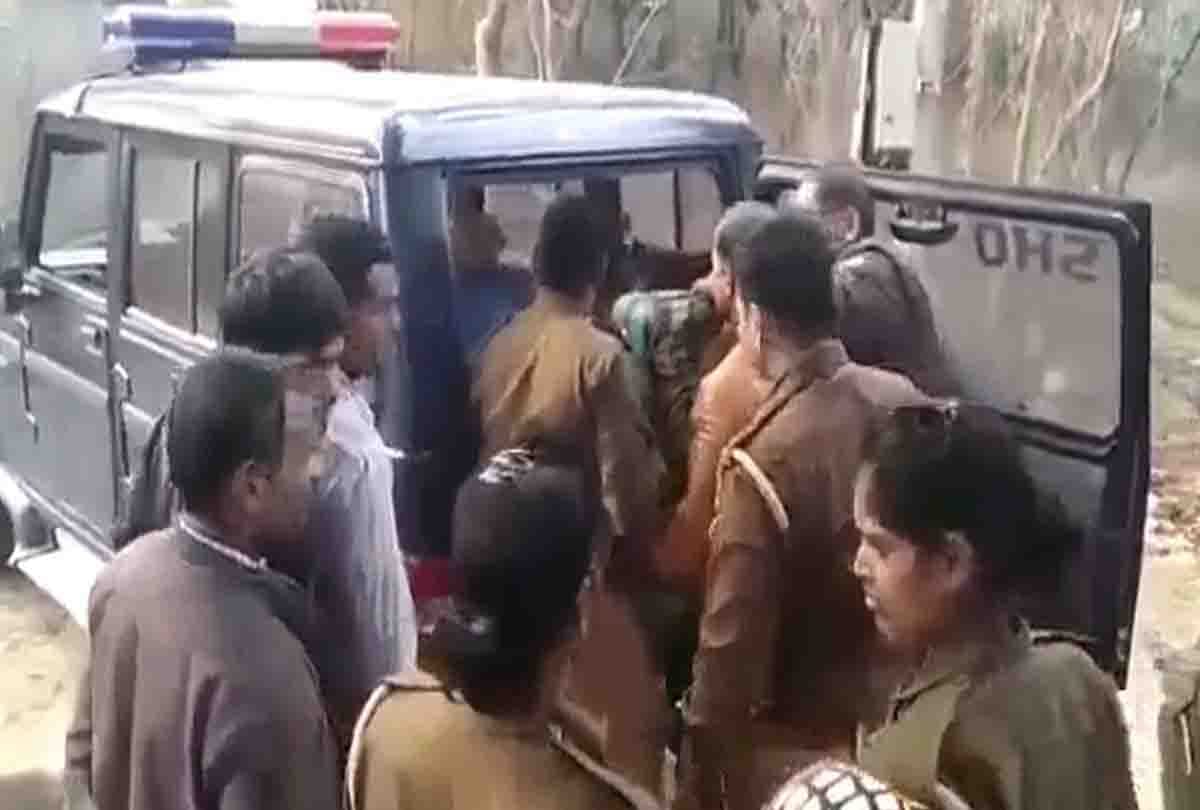 up police dragged army soldier in kanpur dehat