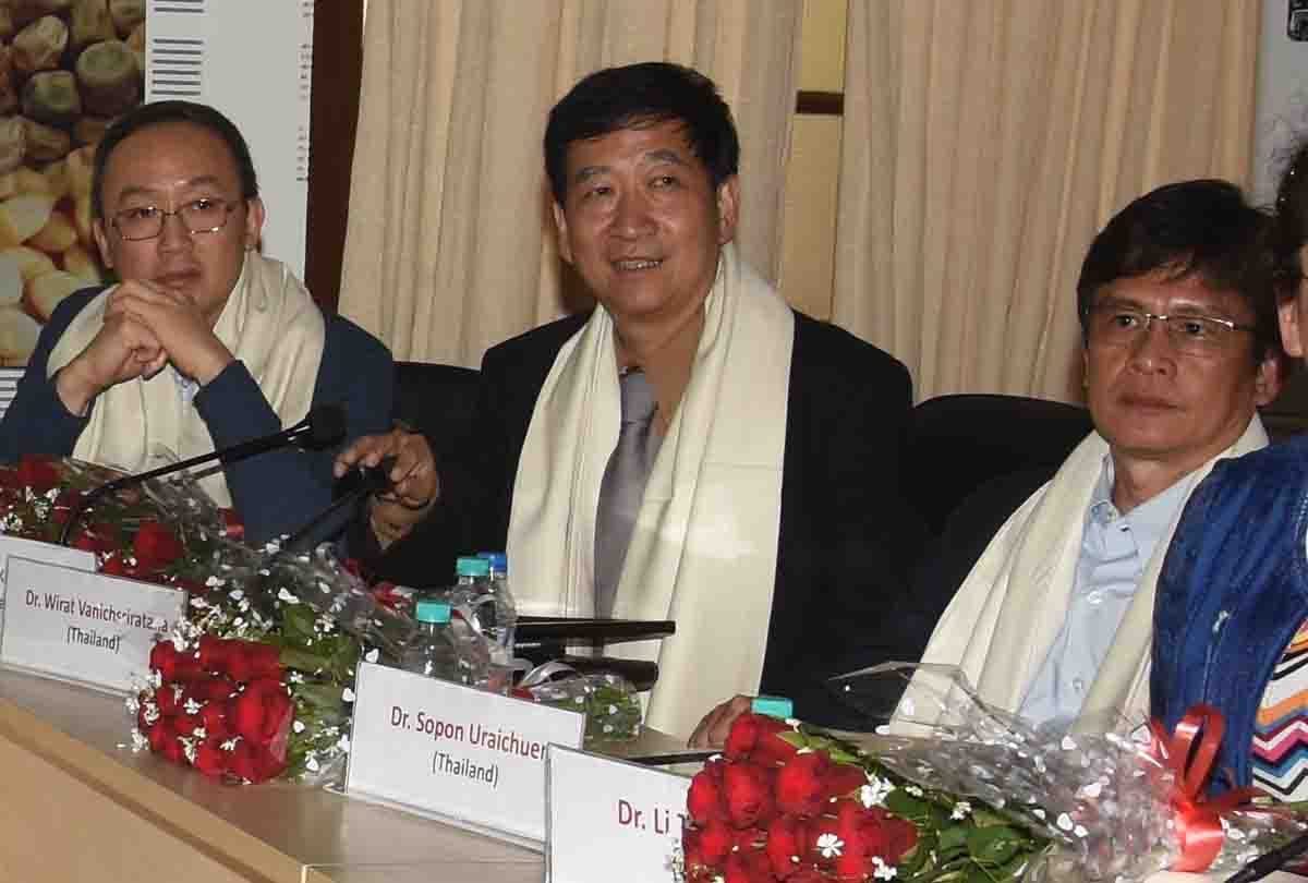 China moves to beat India in this field