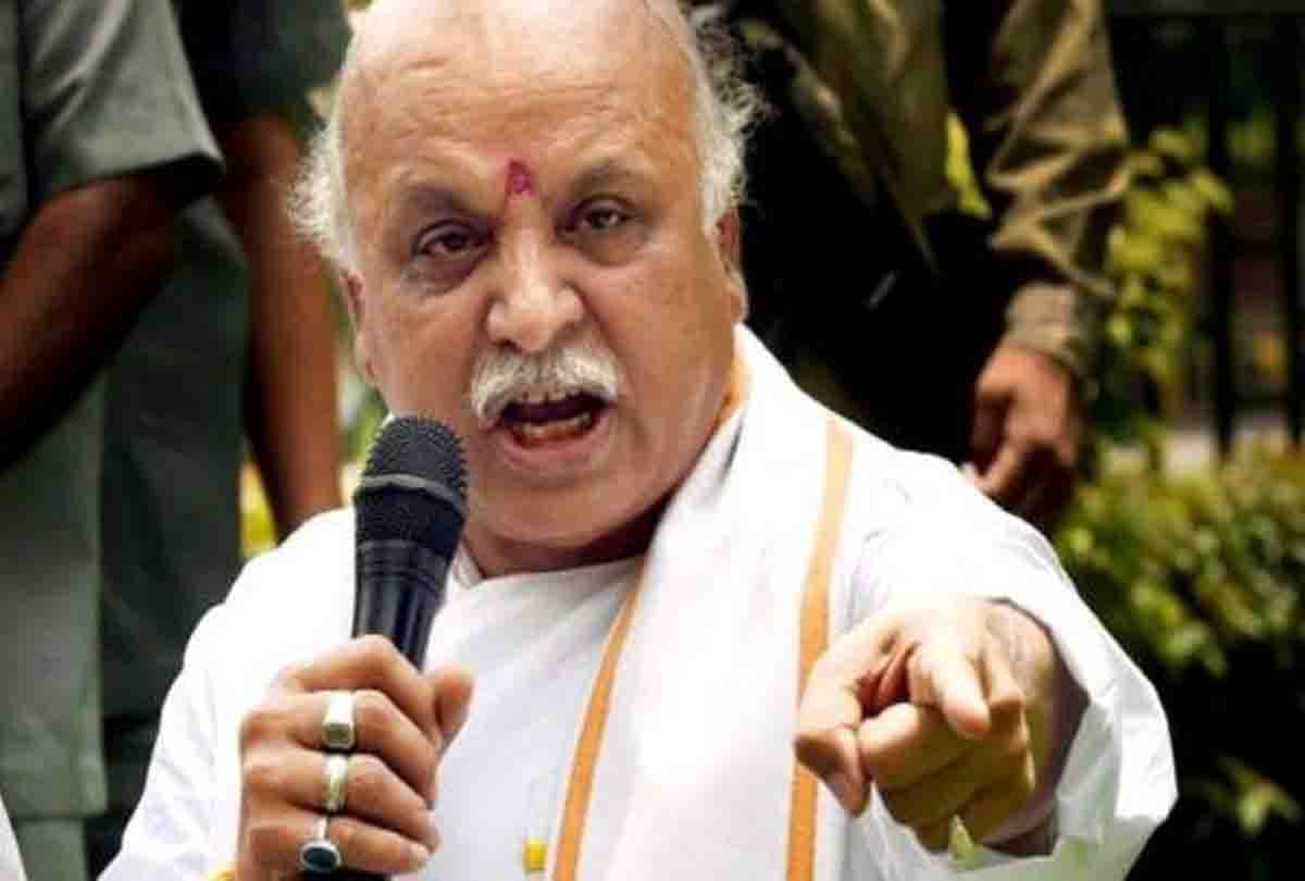pravin togadia statement about pulwama attack