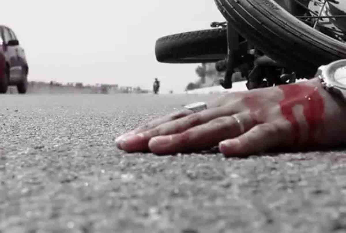 three people died in bike accident in hardoi