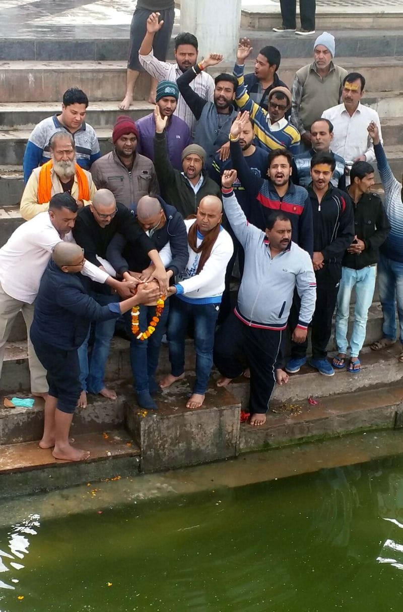 विसर्जन को हरिपदी पहुंची कौशल रावत की अस्थियां, गमगीन हो गई तीर्थनगरी