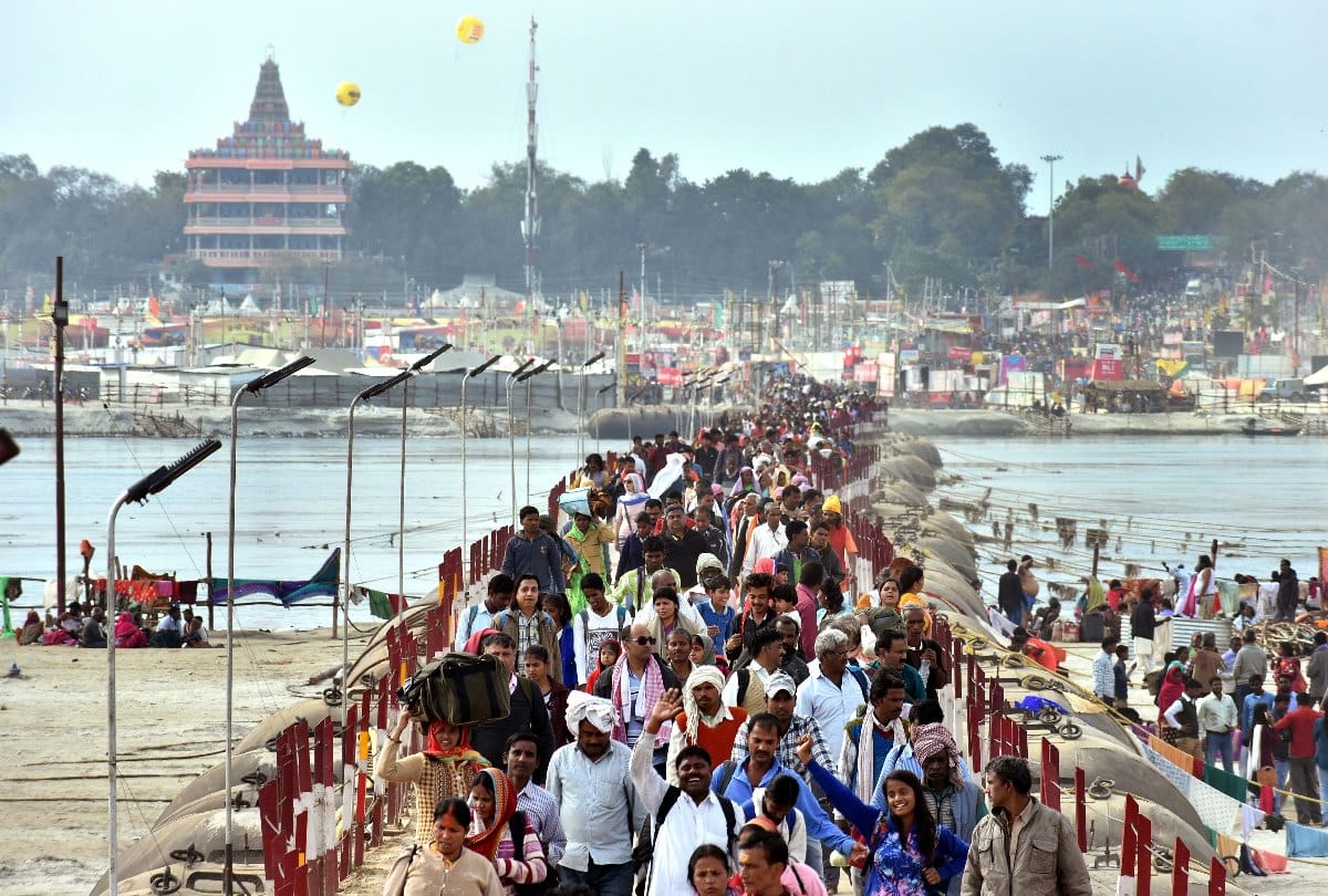 Kumbh 2019: Maghi Purnima Snan Parv estimated to be a dip of 1.60 million people