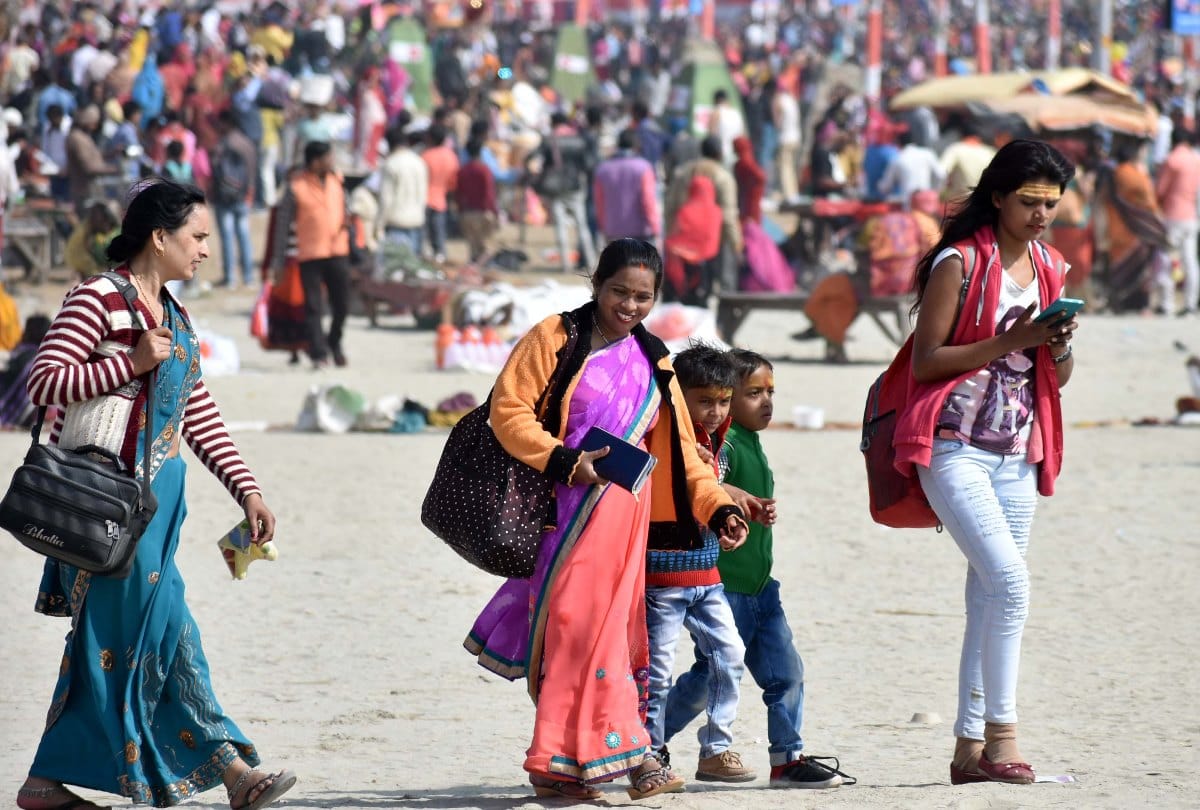 Kumbh 2019: Maghi Purnima Snan Parv estimated to be a dip of 1.60 million people