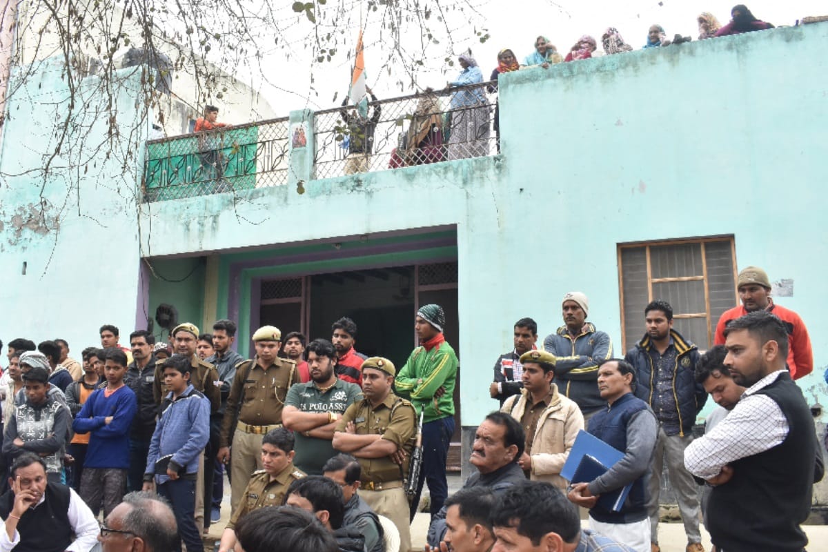 #Pulwama encounter, Many young people of martyr Ajay's village are dreaming of going to the army