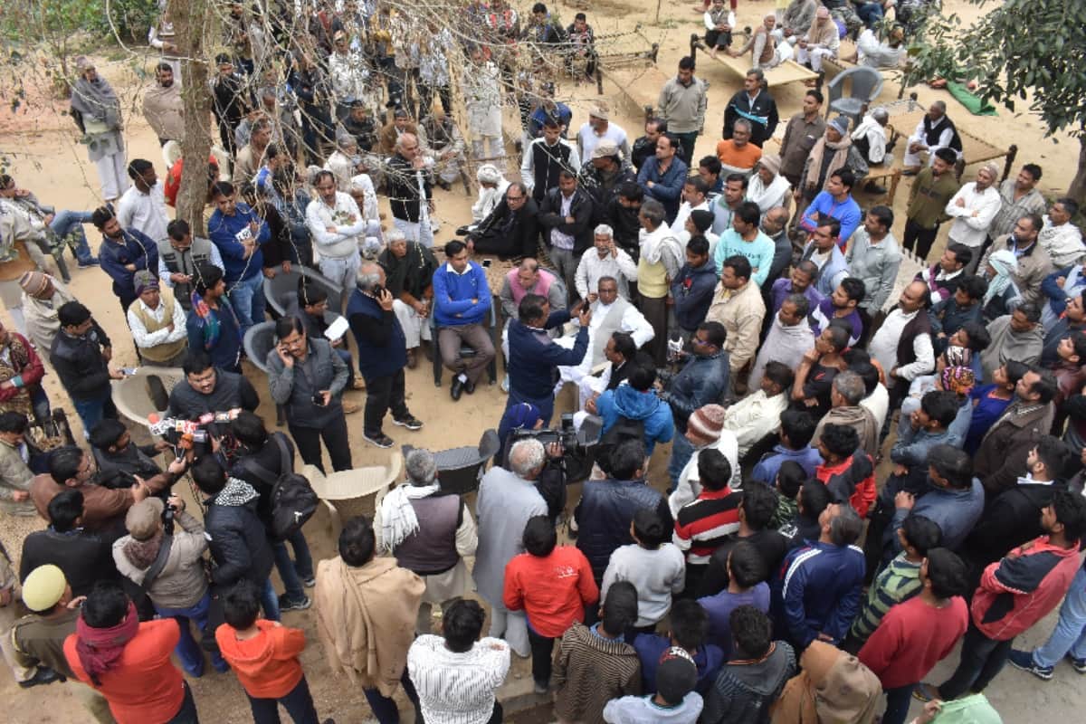 #Pulwama encounter, Many young people of martyr Ajay's village are dreaming of going to the army