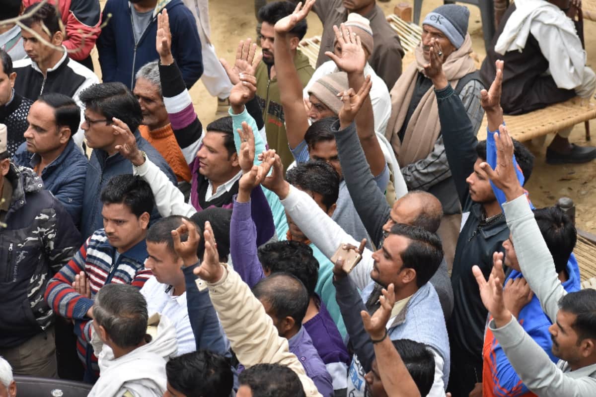 #Pulwama encounter, Many young people of martyr Ajay's village are dreaming of going to the army