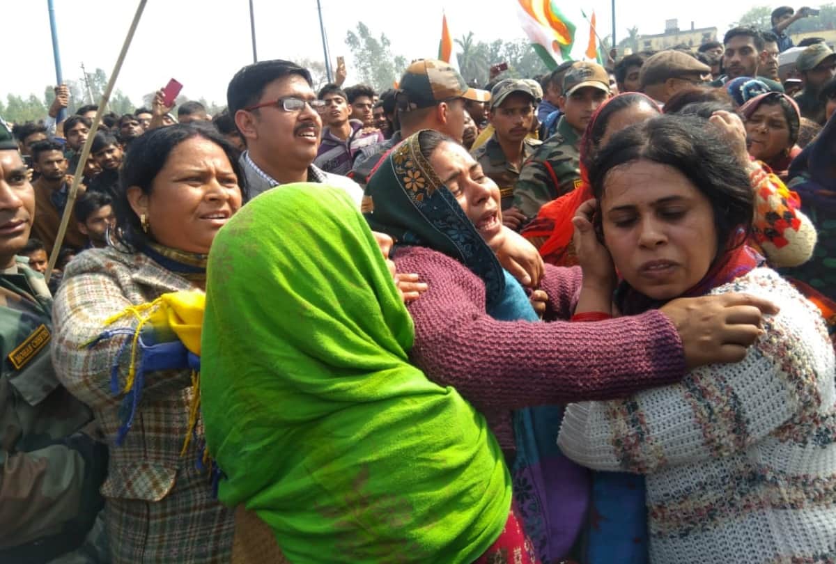 Pulwama: Meerut, martyr Ajay's wife Dimple is pregnant for five months and his health has worsened