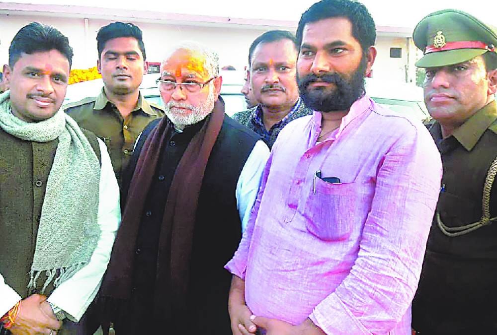 brother of prime minister modi visits ayodhaya pays worship