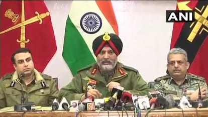 Why massive deployment of army in Jammu Kashmir, Rumors on Social media gone viral 35 A & 377