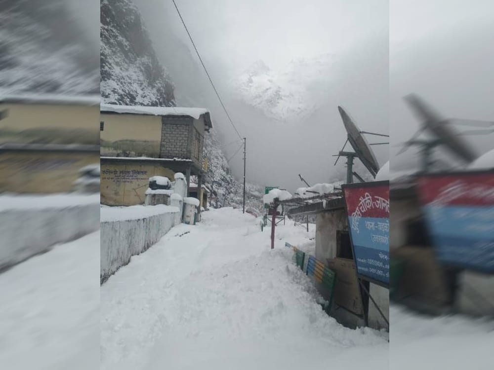 heavy snowfall in yamunotri and mussooire