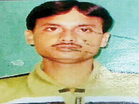 Bolero collides with truck, mother-son dies