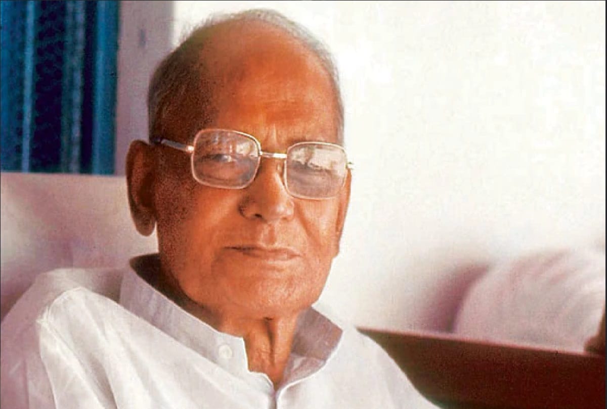 Home Minister amit shah inaugurated statue of Lok Nayak Jayaprakash Narayan in Chapra bihar cm nitish kumar