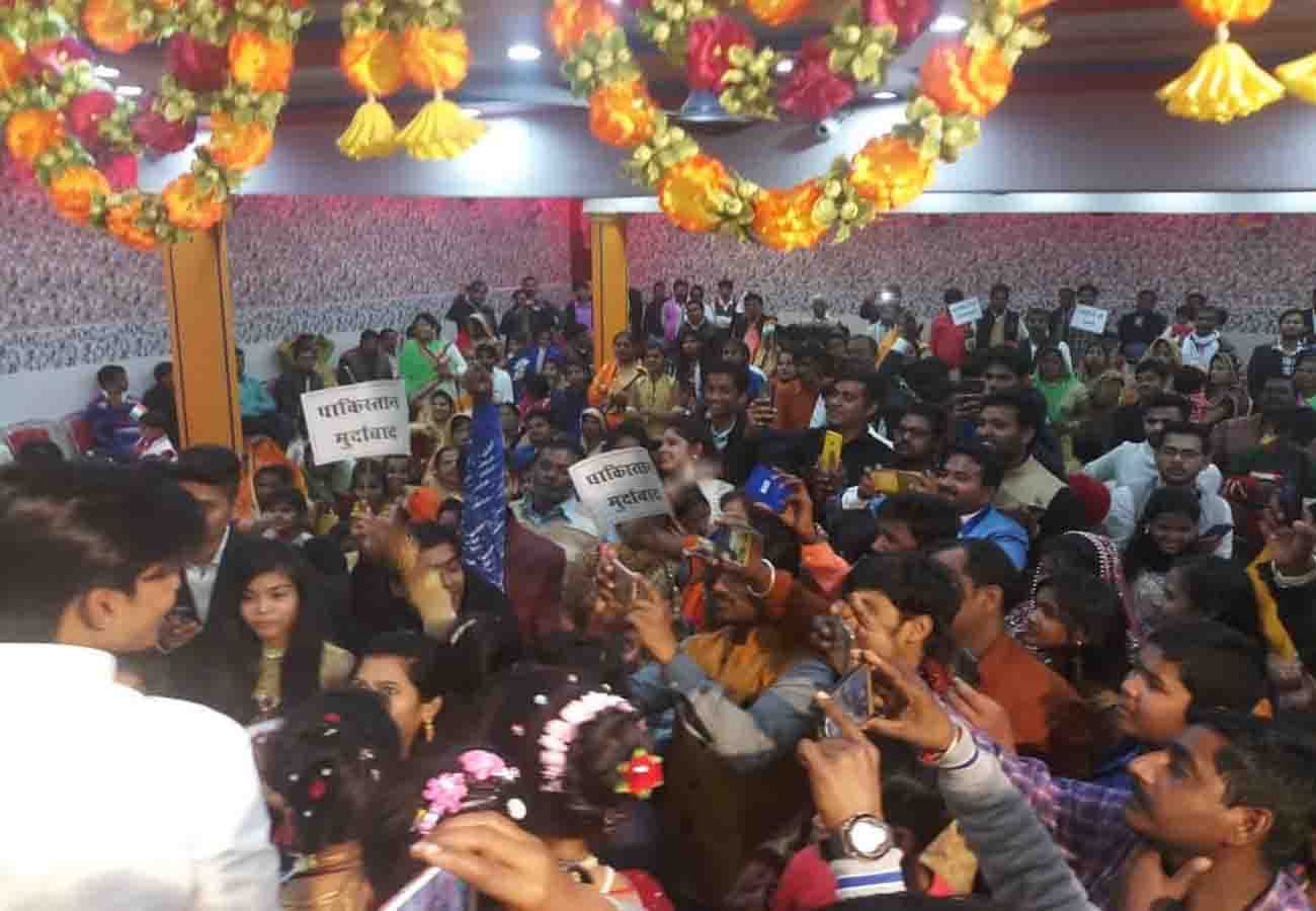 Unique wedding in Farrukhabad, tribute to martyrs in Pulwama