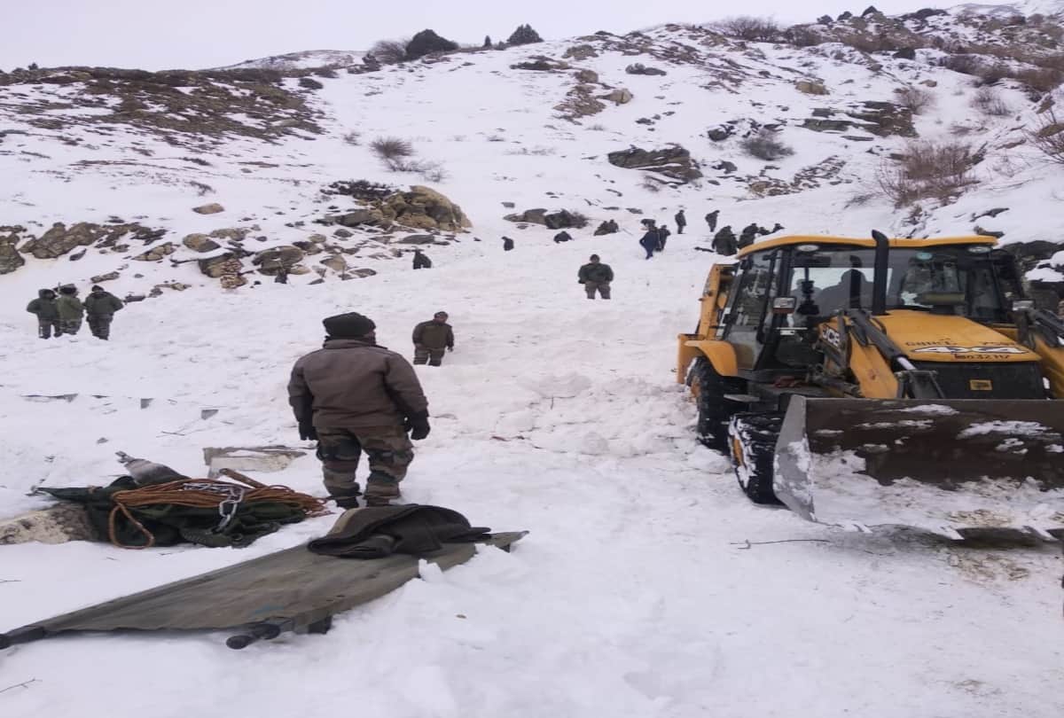 army jawan rakesh kumar of bilaspur martyred in avalanche in kinnaur himachal