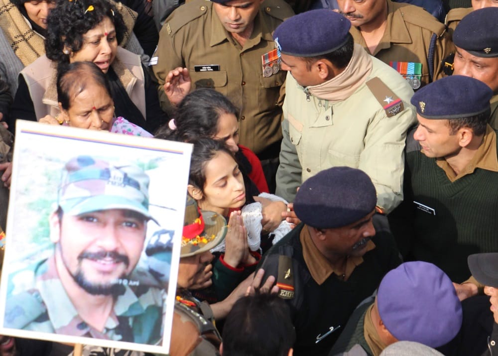 Gallantry Award Shaurya Chakra 2021: Martyr Major Vibhuti Shankar Dhoundiyal Bravery Story