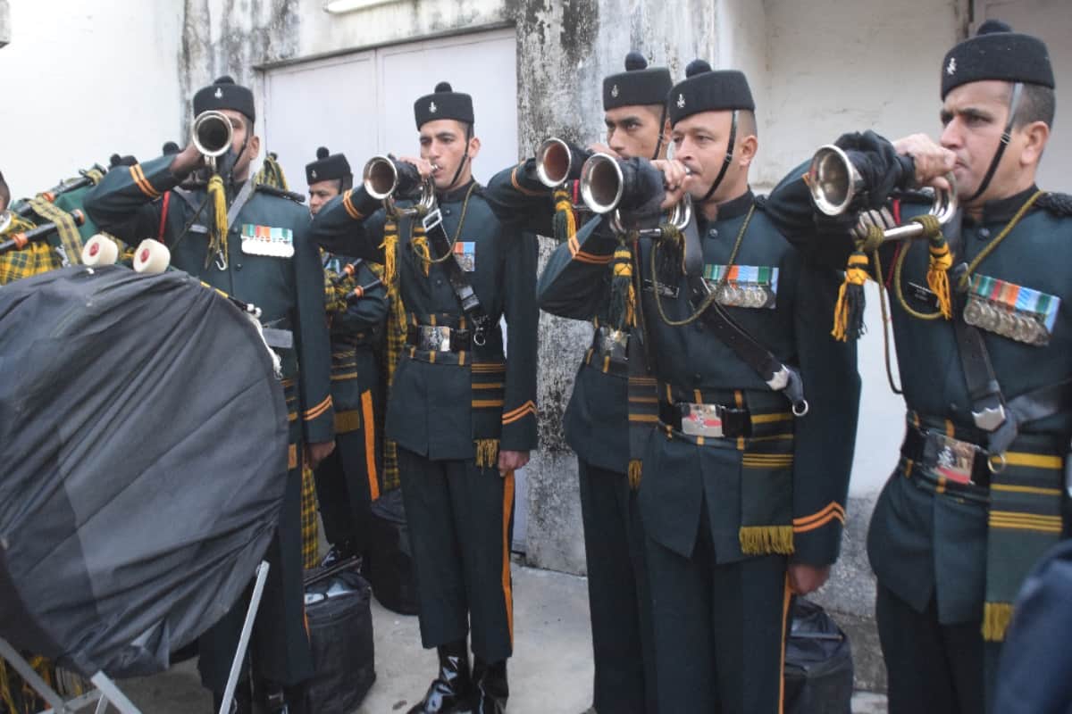 Pulwama terror attack, Meerut's hundred jawans were martyred from 1947 to 2019