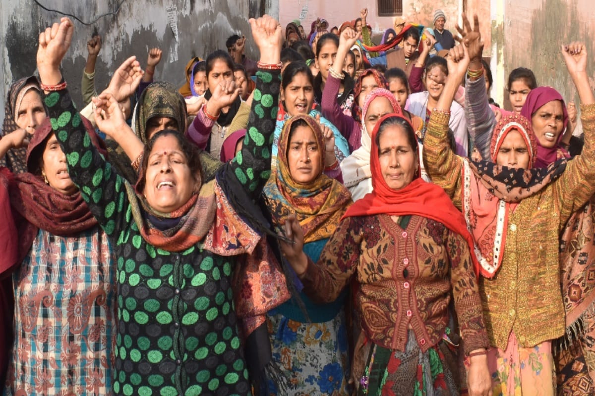 #pulwama encounter:  Meerut women says leader sent their sons at border to know what is martyrdom