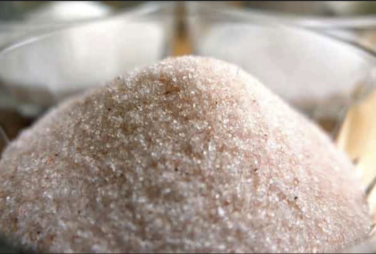 know health benefits of salt water bath